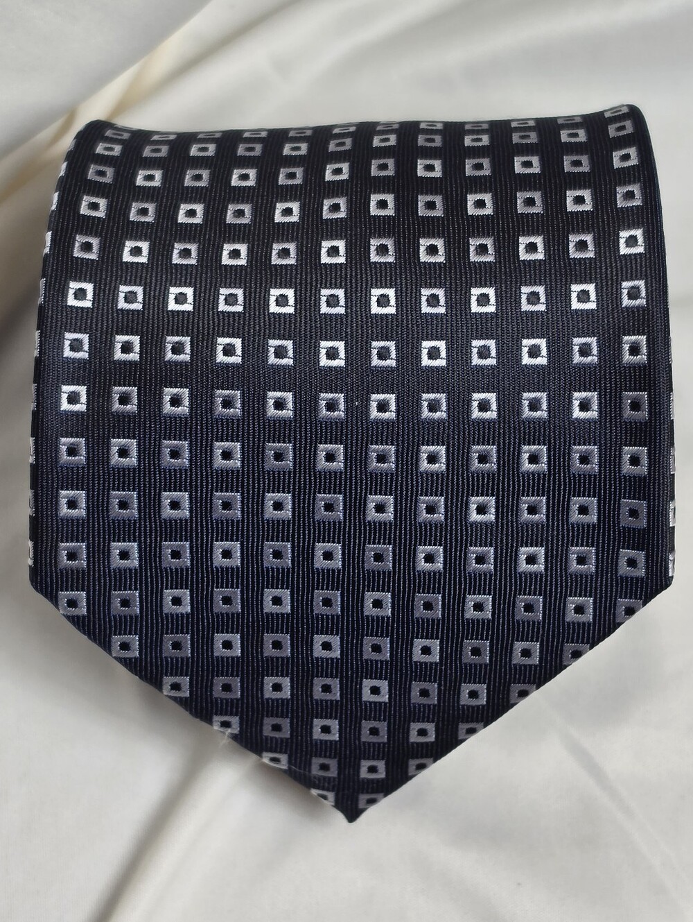 Beverly Hills Polo Club Men's Geometric Tie Black Silver Square Grid